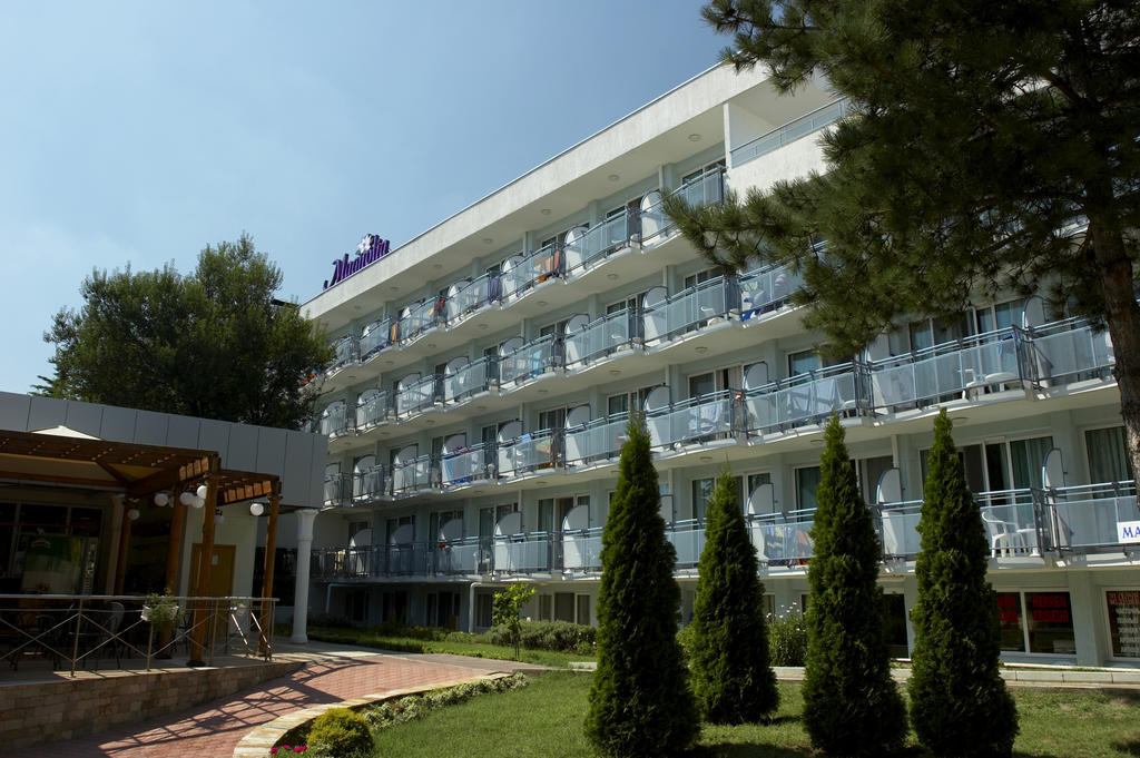 Hotel Magnolia Albena Exteriör bild